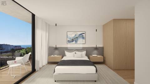 Apartamento T4, em condomínio privado, com amplas varandas