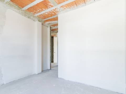 Moradia T3, geminada com piscina aquecida em opção