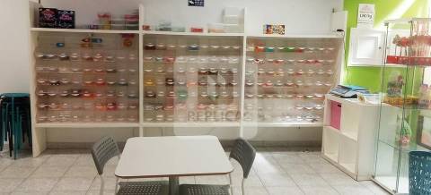 Loja no centro de Canidelo