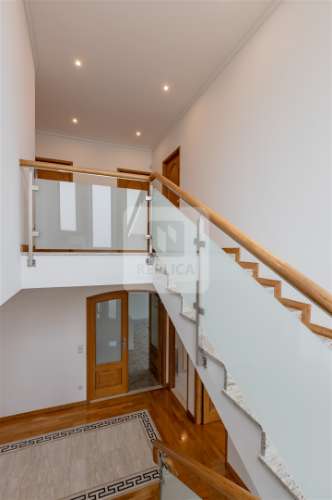 Moradia T4 Triplex - Porto, Maia, Cidade da Maia