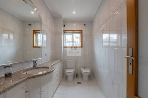 Moradia T4 Triplex - Porto, Maia, Cidade da Maia