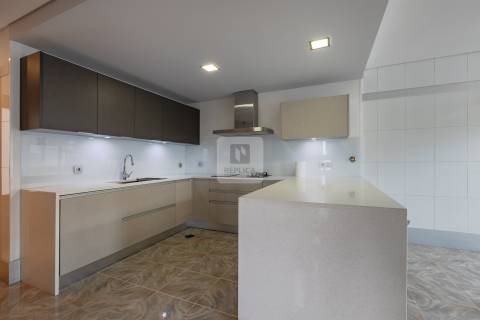 Moradia T4 Triplex - Porto, Maia, Cidade da Maia