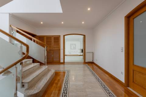 Moradia T4 Triplex - Porto, Maia, Cidade da Maia