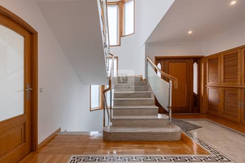 Moradia T4 Triplex - Porto, Maia, Cidade da Maia