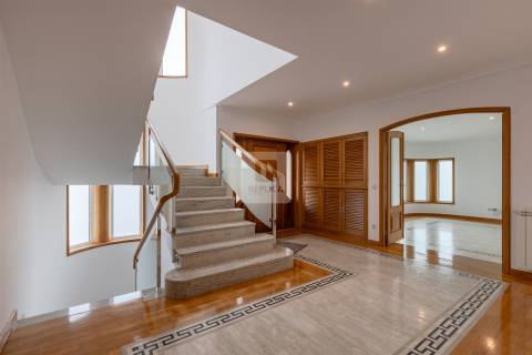 Moradia T4 Triplex - Porto, Maia, Cidade da Maia