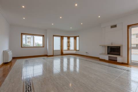 Moradia T4 Triplex - Porto, Maia, Cidade da Maia