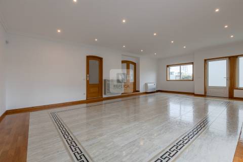 Moradia T4 Triplex - Porto, Maia, Cidade da Maia