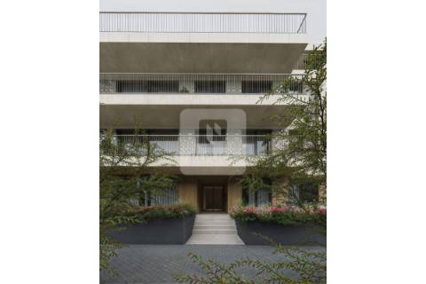 Apartamento T0 com terraço à Praia de Canidelo