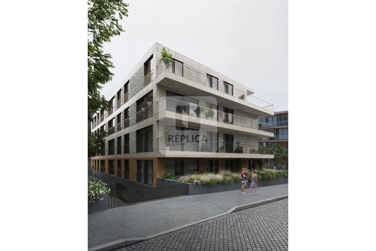 Apartamento T2 com terraço à Praia de Canidelo