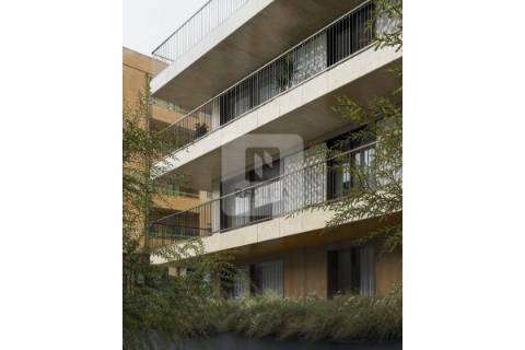 Apartamento T1+1 com terraço à Praia de Canidelo