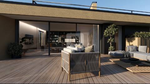 Penthouse T4 de Luxo com Vista Panorâmica no Centro de Vila Nova de Gaia