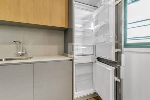 Penthouse T4 de Luxo com Vista Panorâmica no Centro de Vila Nova de Gaia