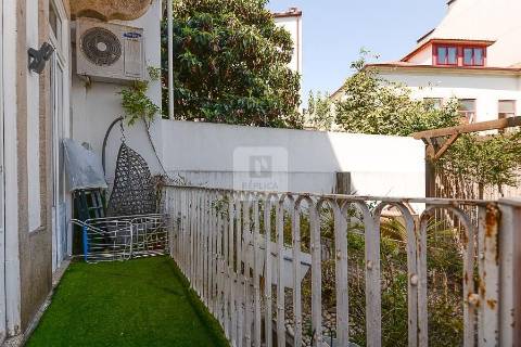 Apartamento T2 Duplex - Bonfim