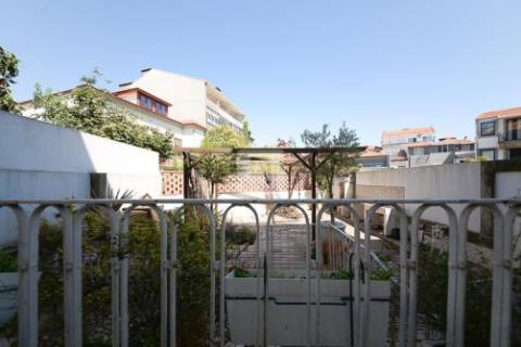 Apartamento T2 Duplex - Bonfim