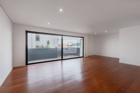 Apartamento T3, Santo Ovídio