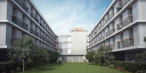 Apartamento T1+1 com varanda e garagem em Paranhos, Porto