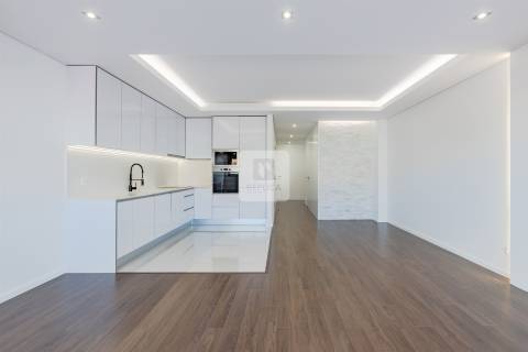 Apartamento T3 Novo próximo do NorteShopping