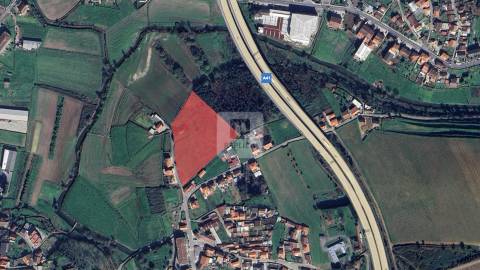 Terreno com PIP aprovado para 18 lotes em Valongo