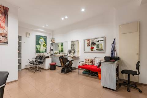 Loja Comercial em Matosinhos – Próxima à Câmara Municipal