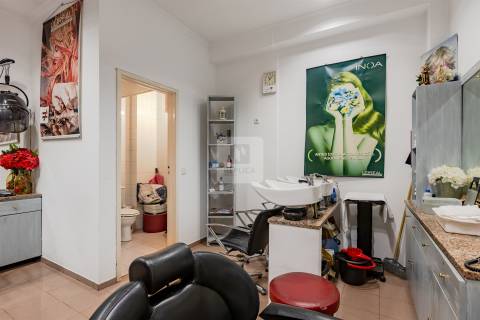 Loja Comercial em Matosinhos – Próxima à Câmara Municipal