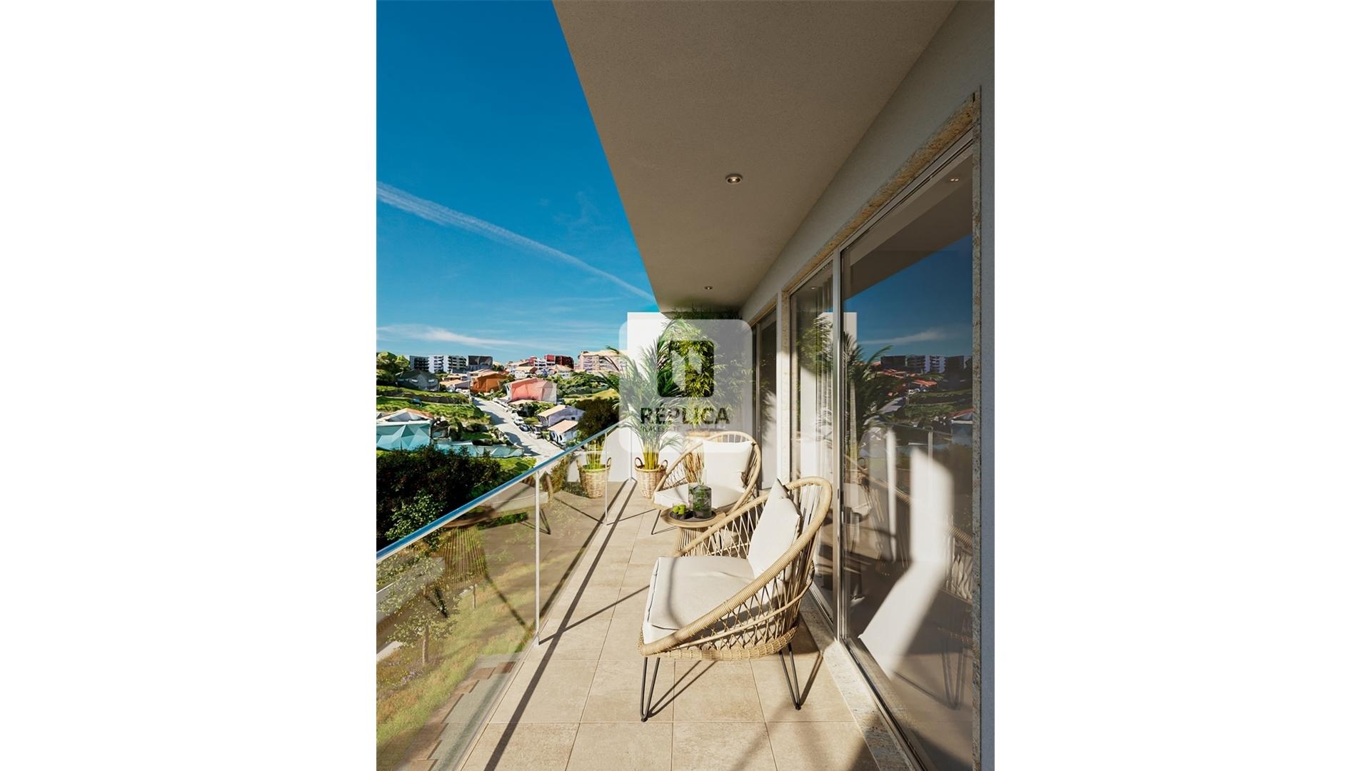 Apartamento T1 com 2 terraços em Canidelo