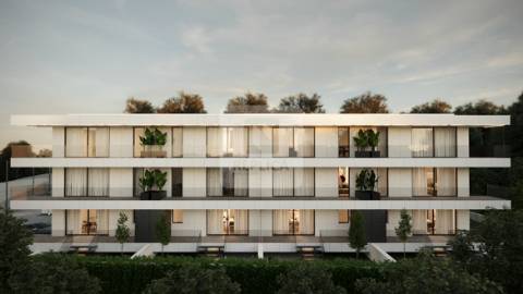 Apartamento​​​​​​​ T2 com Varanda junto ao Rio Douro