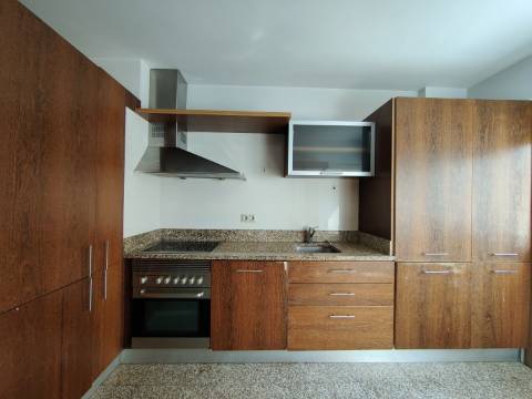 Moderno Apartamento T2 - Forca