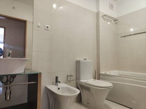 Moderno Apartamento T2 - Forca