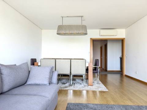 Apartamento T2 - Vista Ria