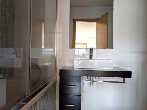 Apartamento T2 - Vista Ria