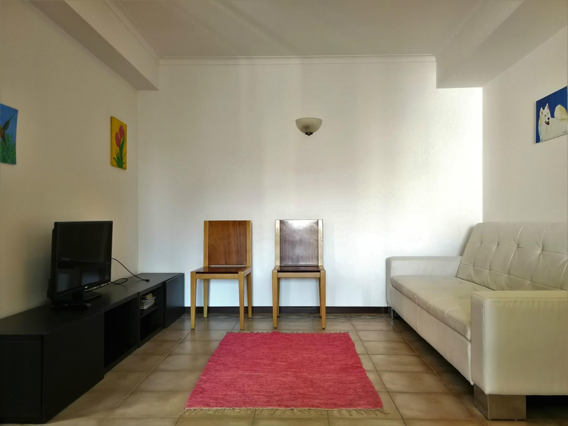 Apartamento T2 - Praia da Barra (200m da praia)