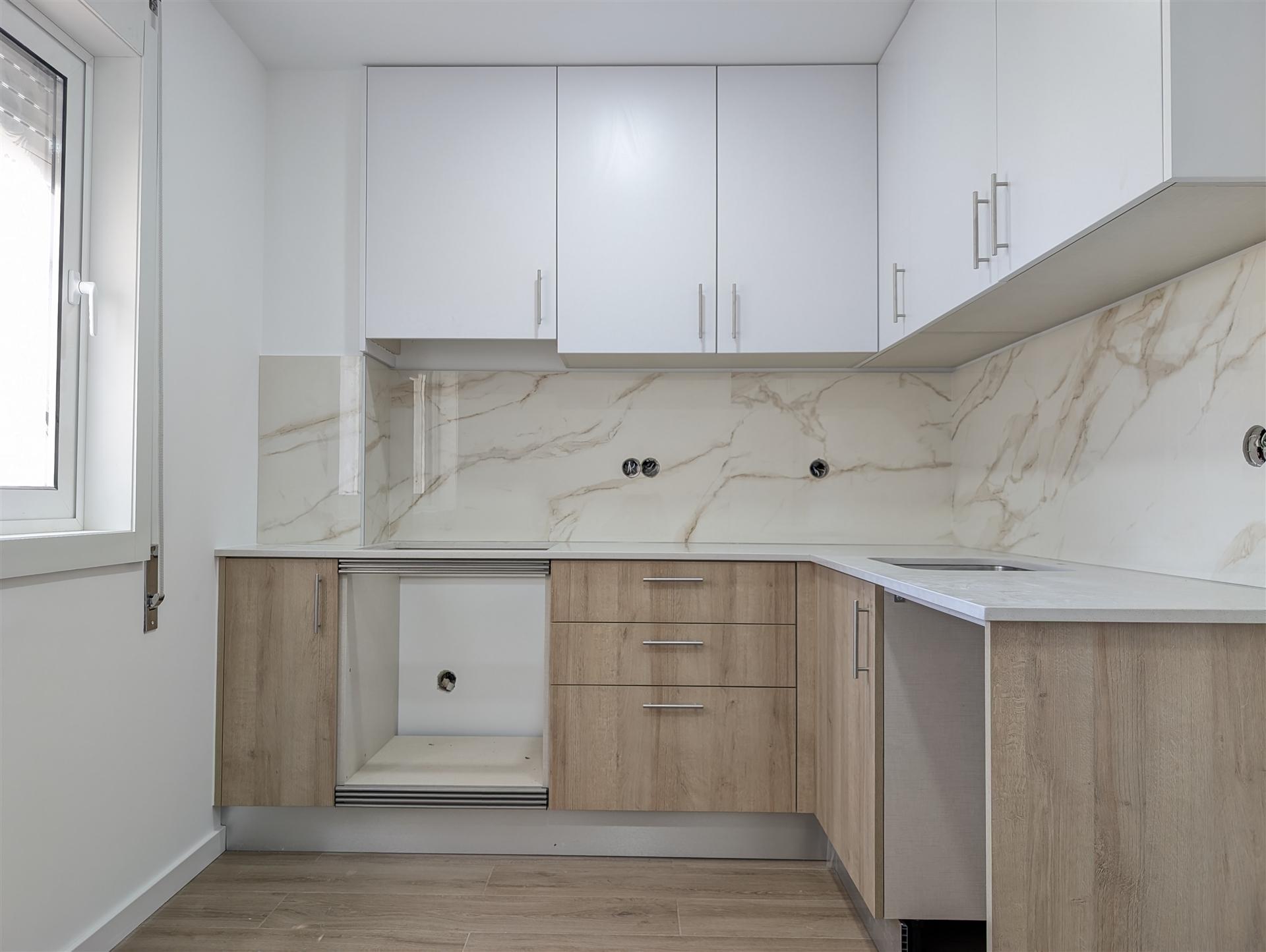Apartamento T2 Totalmente Remodelado – Costa Nova