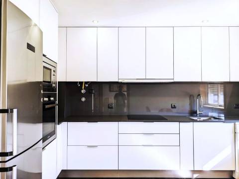 T3 Duplex para Arrendamento - Totalmente Mobilado e Equipado