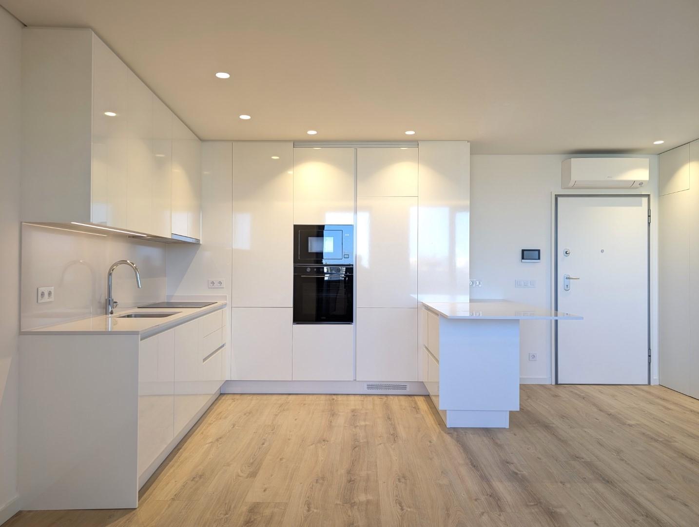 Apartamento T1+1 Novo - Centro de Aveiro