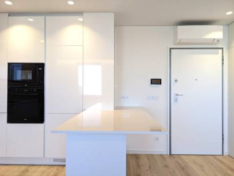 Apartamento T1+1 Novo - Centro de Aveiro