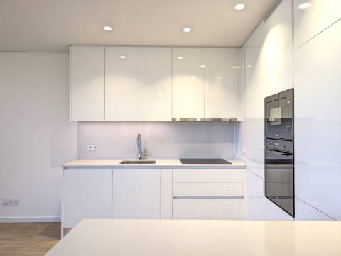 Apartamento T1+1 Novo - Centro de Aveiro