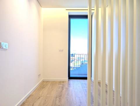 Apartamento T1+1 Novo - Centro de Aveiro