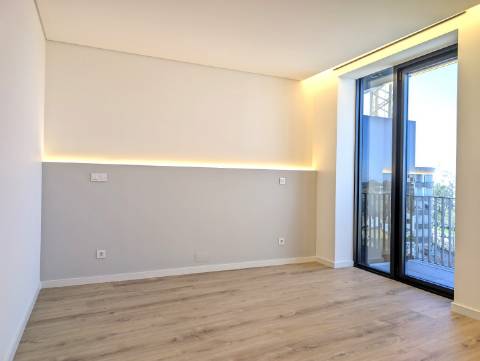 Apartamento T1+1 Novo - Centro de Aveiro