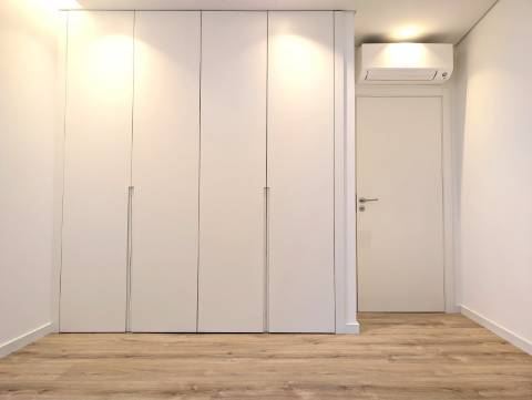 Apartamento T1+1 Novo - Centro de Aveiro