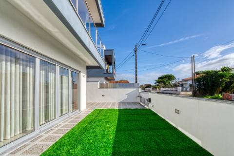 Moradia T4 Geminada - Vagos