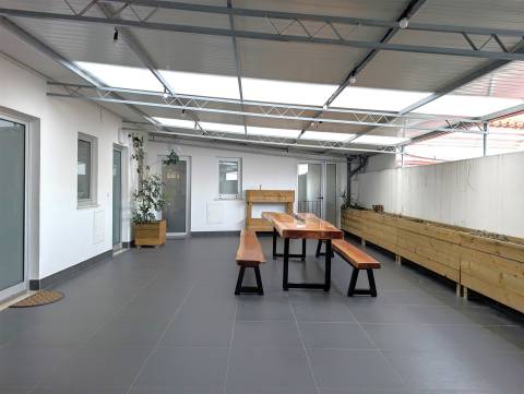 Apartamento T2 Remodelado –  Centro de Esgueira