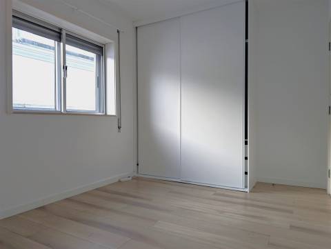 Apartamento T2 Remodelado –  Centro de Esgueira