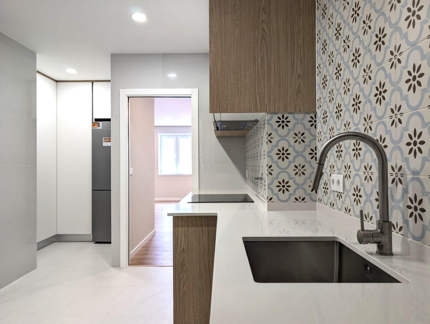 Apartamento T3 - Avenida Lourenço Peixinho