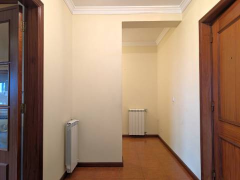 Apartamento T2 em São Bernardo - Aveiro