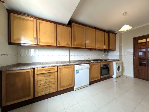 Apartamento T2 em São Bernardo - Aveiro