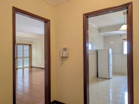 Apartamento T2 em São Bernardo - Aveiro