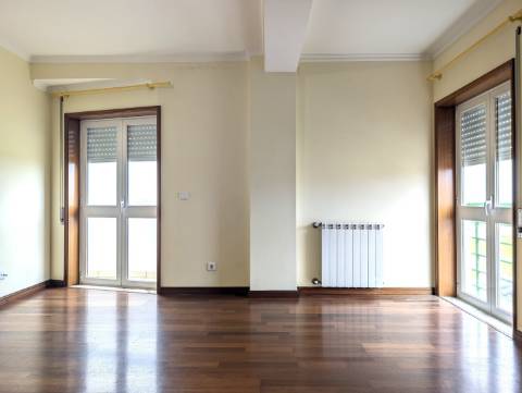 Apartamento T2 em São Bernardo - Aveiro