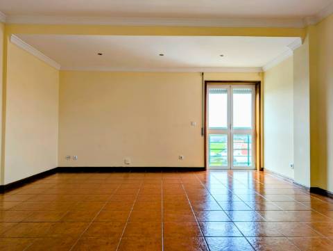 Apartamento T2 em São Bernardo - Aveiro
