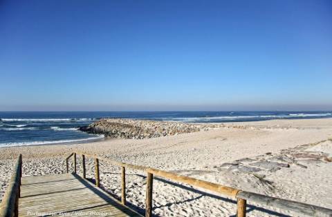 Praia da Costa Nova - Apartamento T2 com Vista Mar e a poucos metros da Praia