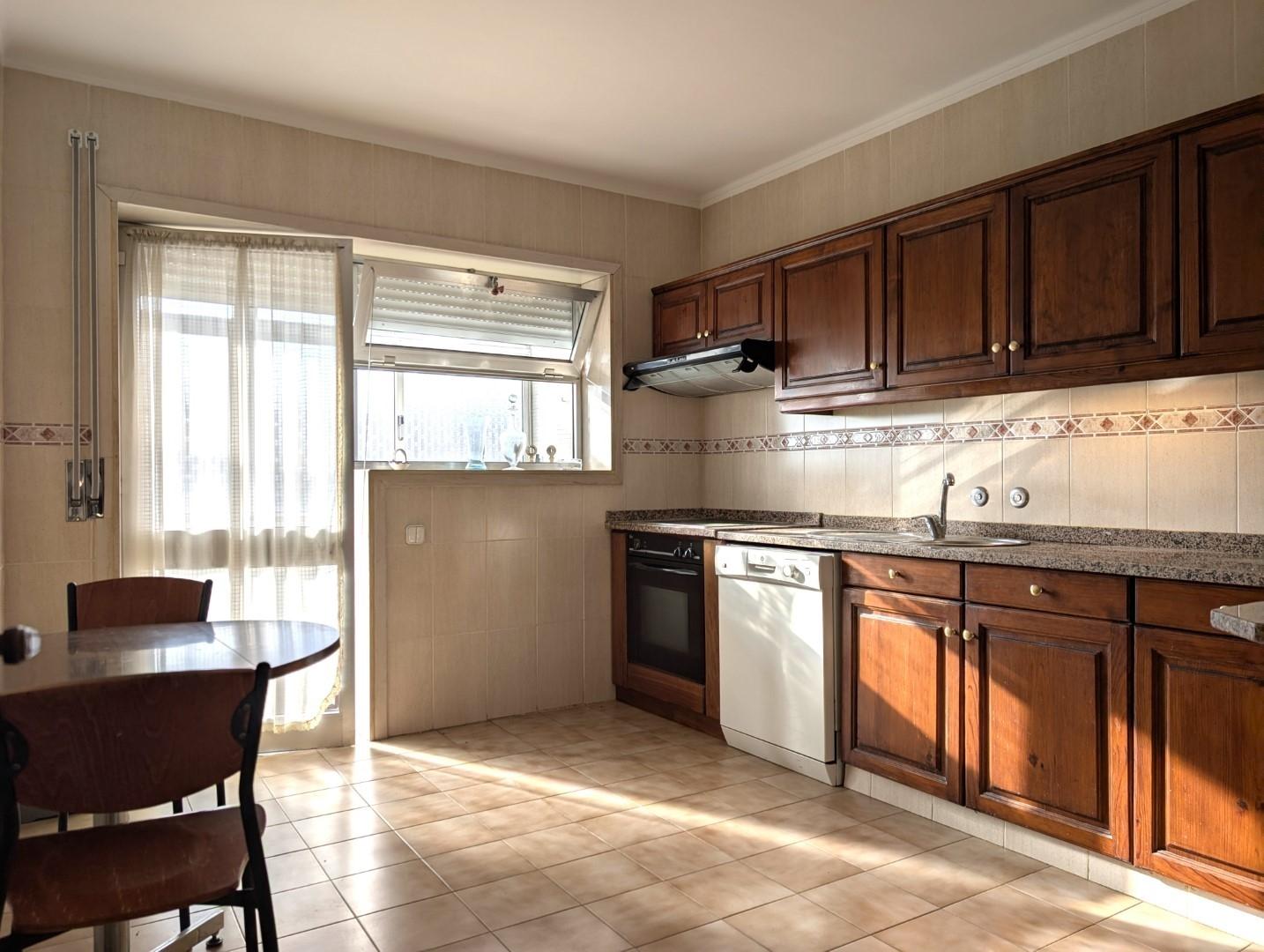 ​Apartamento T3 à Venda em Mafamude - Vila Nova de Gaia